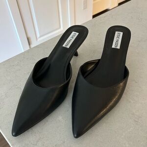 Steve Madden kitten heel